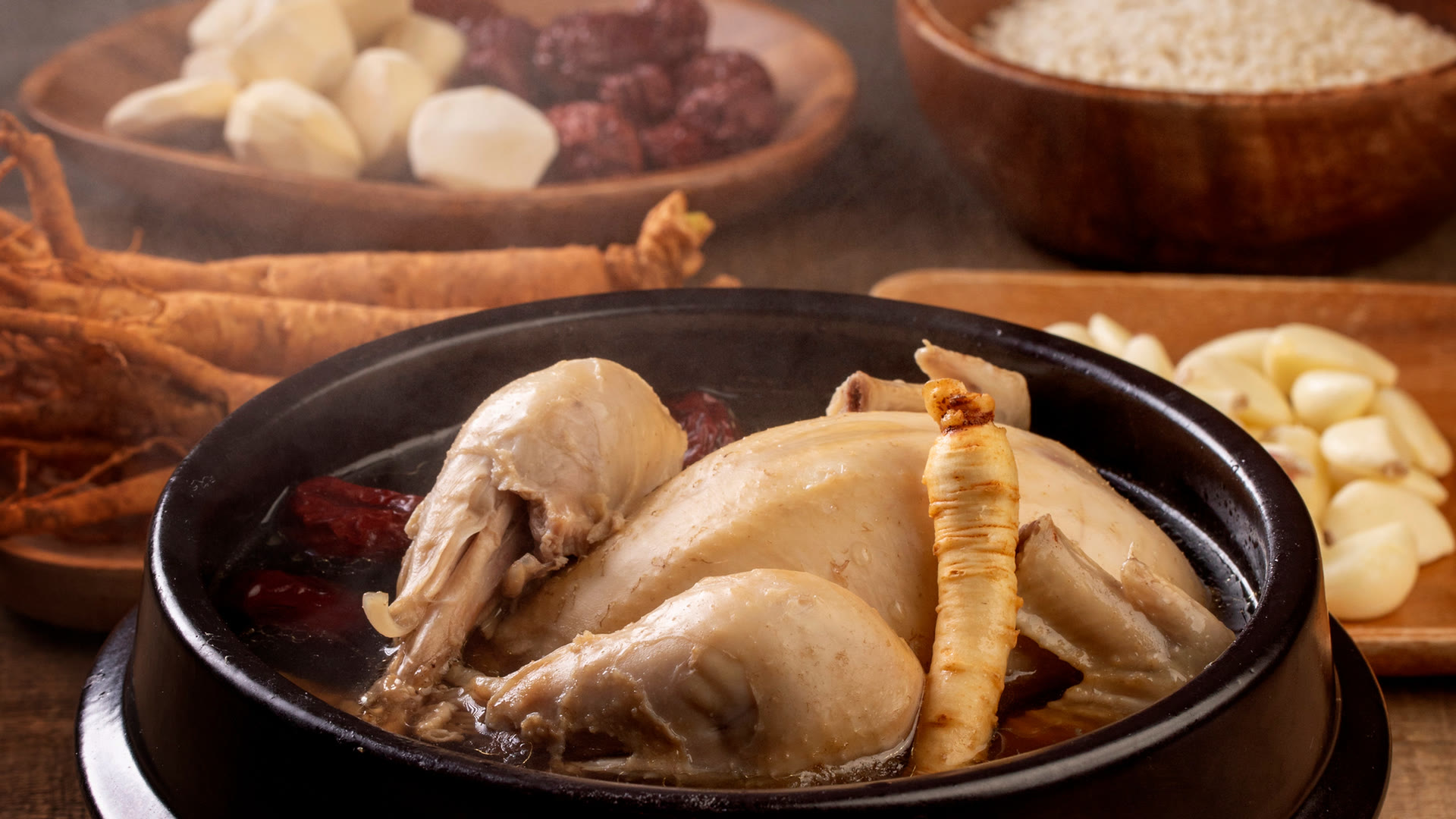 Hwanghugung Samgyetang Oriental Scene